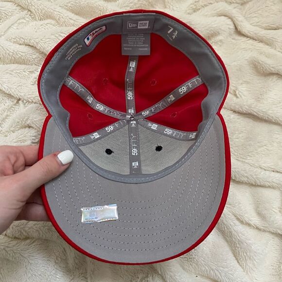 NWT Cincinnati Reds New Era Black/Red Low Profile 59FIFTY Fitted Hat - Picture 4 of 5